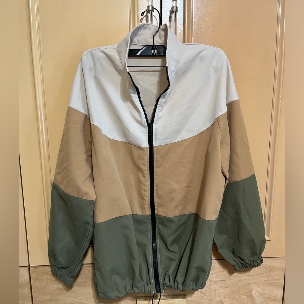 Light jacket size XS
